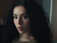 Rođendanska žurka Charli XCX: Veče zvezda i hitova