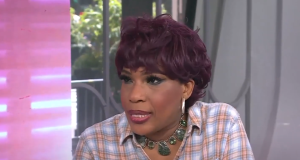 Mejsi Grej priznaje da pronalazi “izlečenje” kroz kokain, alkohol, marihuanu i picu