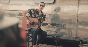 Objavljena nova pesma Massima Savića