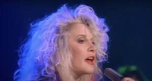 Stivi Niks predstavila novu pesmu “The Lighthouse”