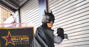 Betmen dobio zvezdu na Holivudskoj stazi slavnih!