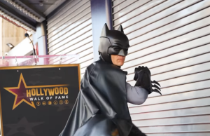 Betmen dobio zvezdu na Holivudskoj stazi slavnih!