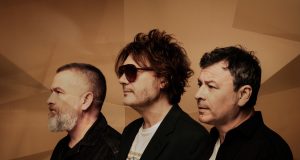 Manic Street Prechers izdali novi singl “Hiding in Plane Sight”
