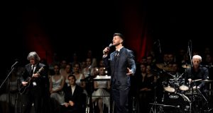 (FOTO) “Znamo da nas Boki gleda odozgo” – Grupa Legende ispisala istoriju 60. koncertom u Sava Centru