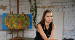 Izložba “Jutarnja kafa u staroj fabrici papira“ u galeriji Neon