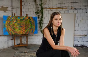 Izložba “Jutarnja kafa u staroj fabrici papira“ u galeriji Neon