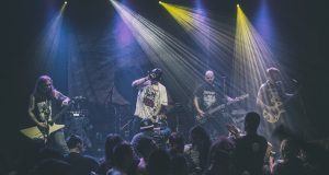 Koncert benda Siberian Meat Grinder u SKCNS Fabrici