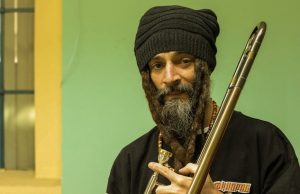 Hornsman Coyote i Del Arno Band objavili zajednički album na maternjem jeziku