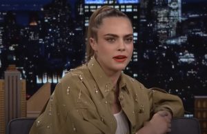 Kara Delevinj objavila video “Step Into Christmas” u kome glumi Eltona Džona