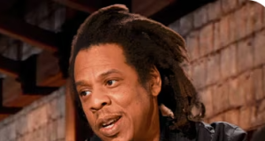 Sud odbio zahtev Džej Zija: Identitet tužiteljke ostaje tajna