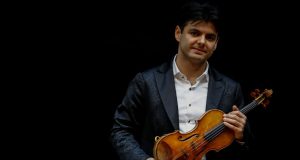 Beogradska filharmonija nastupa sa Valentinom Urjupinom i Robertom Lakatošem