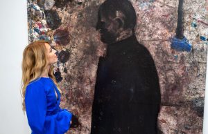 Slikarka, Gala Čaki, otvorila izložbu “Solitude” u Aleksić galeriji