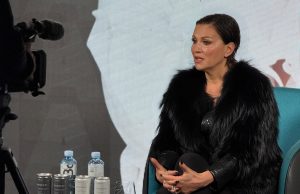 “Tačno znam u kojoj situaciji sam pisala tu pesmu” Nina Badrić u susret koncertu u Beogradskoj Areni OTVORILA DUŠU Nina Badrić