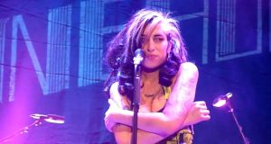 Blizak prijatelj Ejmi Vajnhaus OTKRIO DUGO ČUVANU TAJNU pred dolazak u Beograd: “Nije htela ni da je pogleda, a onda…” Ejmi Vajnhaus