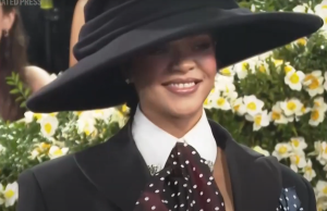 Rijana UKRALA ŠOU: Met Gala 2025. u znaku njene TREĆE TRUDNOĆE – Čestitke pljušte na sve strane Rijana Met gala 2025
