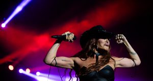 BALKANSKA DIVA POKORILA SKOPLJE: Senidah zapalila „Jane Sandanski“, na redu je novosadski SPENS!